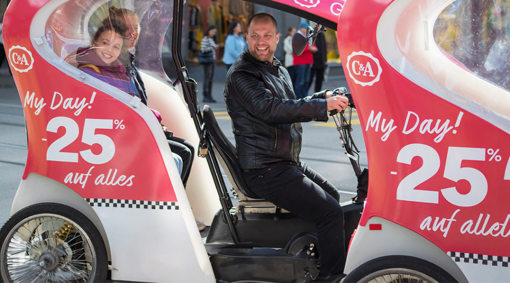 repas de noël
jour de noël
noel
shopping de noël
reveillon de noël
suisse 
centre ville 
street marketing
 entreprises locales 
suisse
 local 
maps suisse 
centre ville 
 basse ville 
ville pour un week end 
villes ideale 
mon entreprise 
entreprises 
entreprise 
 geneve 
zurich 
 jet d eau geneve 
jet d eau genève 
 jet de geneve 
 geneve jet d eau 
cadeau de noël
Tour tuktuk
Genève tour
bel air
rive
rues basses
publicité
marketing
numérique